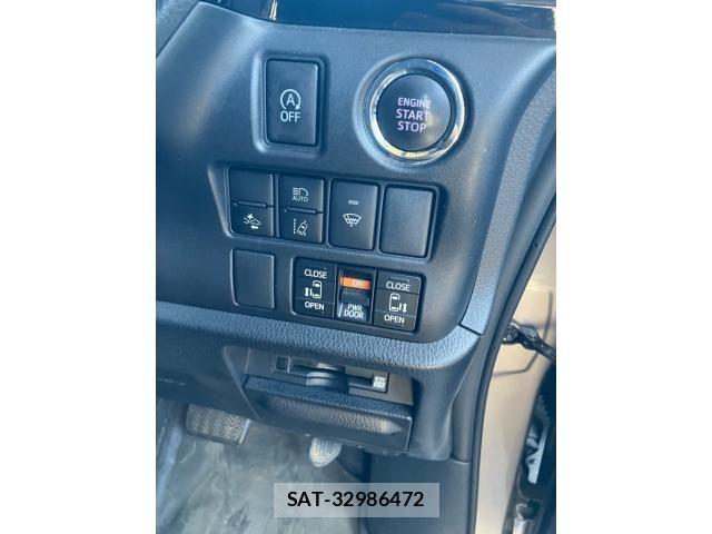 Toyota ESQUIRE 2017-12 7250727-8