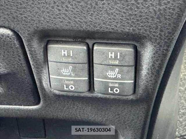 Toyota ESQUIRE 2015-08 7271859-24