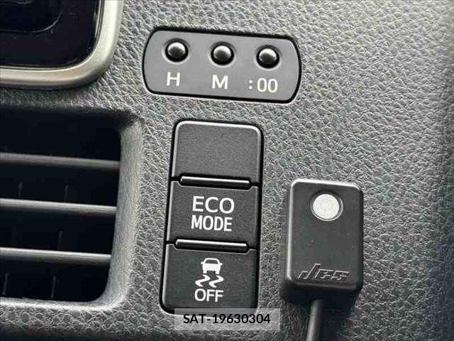 Toyota ESQUIRE 2015-08 7271859-26