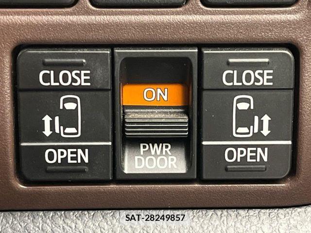 Toyota ESQUIRE 2019-05 7326934-2