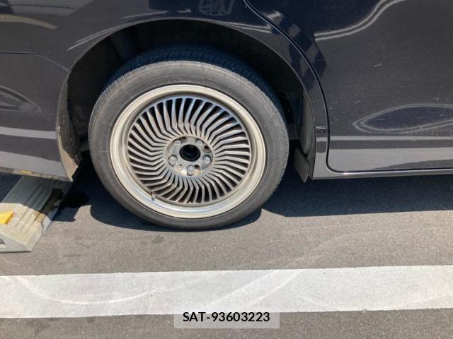 Toyota ESQUIRE 2015-06 7326942-10