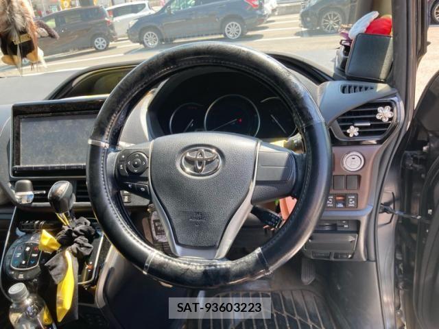 Toyota ESQUIRE 2015-06 7326942-13