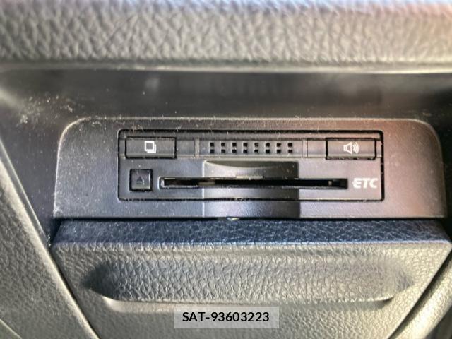 Toyota ESQUIRE 2015-06 7326942-15