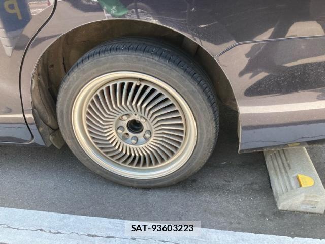 Toyota ESQUIRE 2015-06 7326942-7