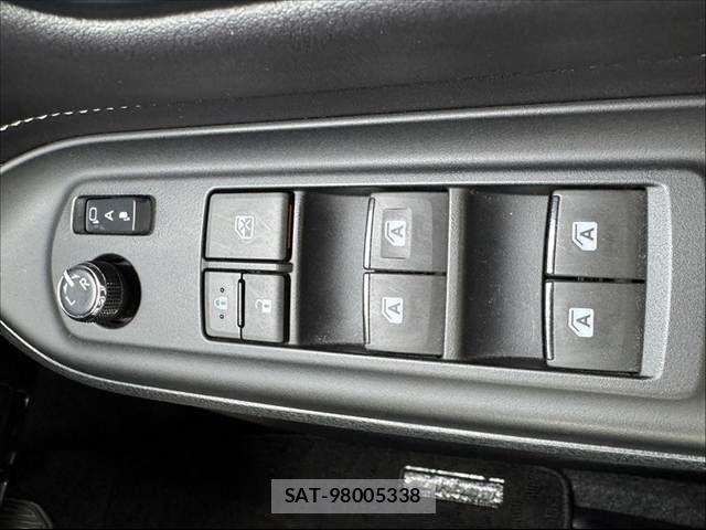 Toyota ESQUIRE 2015-12 7326940-23