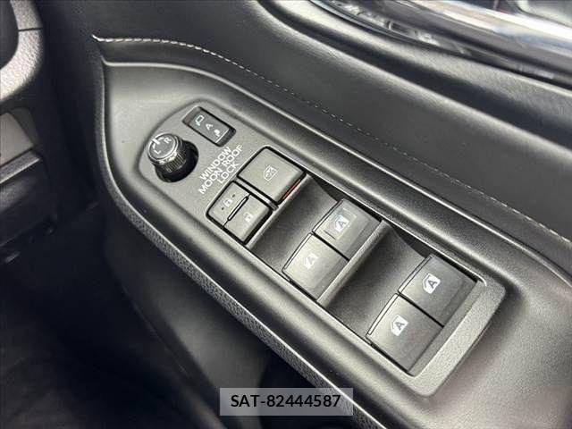 Toyota ESQUIRE 2017-04 7357664-22