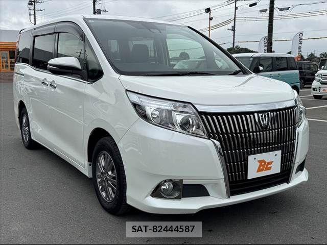 Toyota ESQUIRE 2017-04 7357664-7