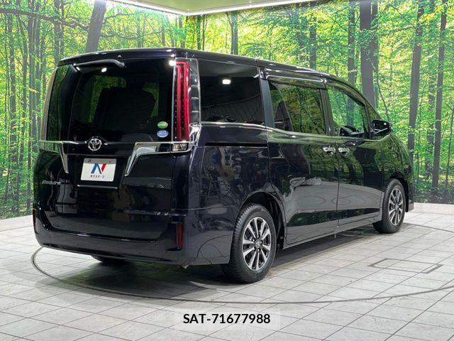 Toyota ESQUIRE 2018-03 7392077-17