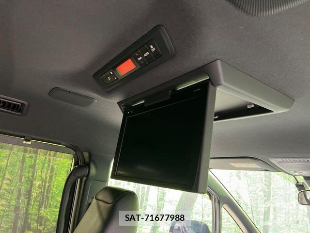 Toyota ESQUIRE 2018-03 7392077-4