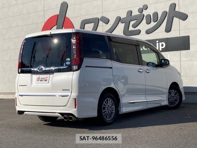Toyota ESQUIRE 2015-05 7392079-1
