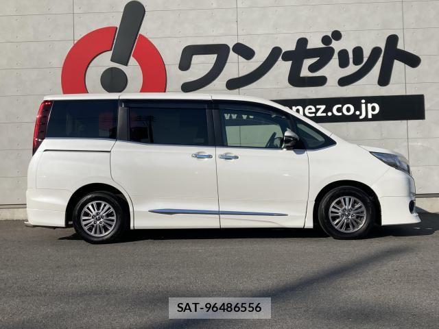 Toyota ESQUIRE 2015-05 7392079-20
