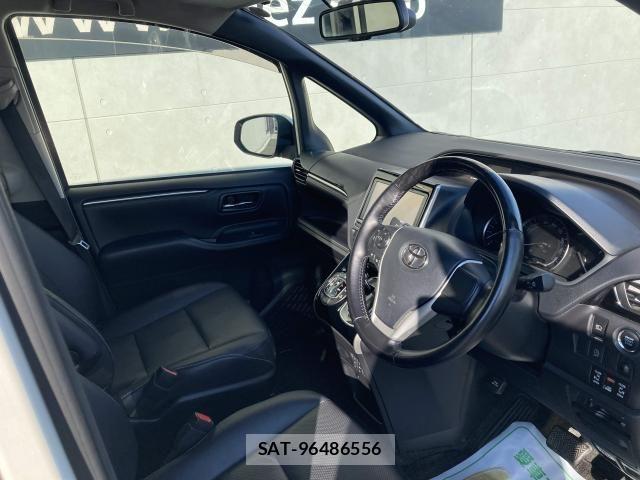 Toyota ESQUIRE 2015-05 7392079-21