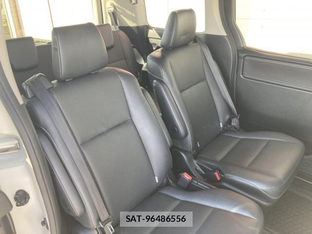 Toyota ESQUIRE 2015-05 7392079-23