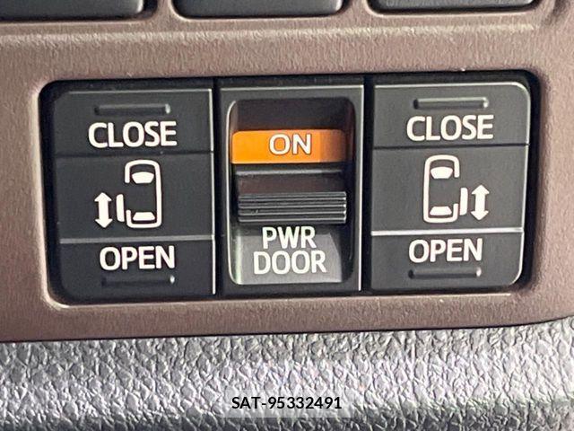 Toyota ESQUIRE 2018-10 7392075-5