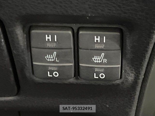 Toyota ESQUIRE 2018-10 7392075-6