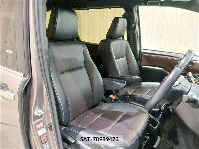 Toyota ESQUIRE 2018-07 7392078-6