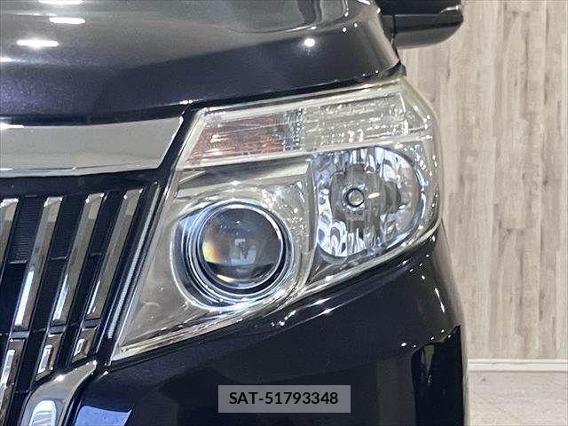 Toyota ESQUIRE 2014-12 7454158-23