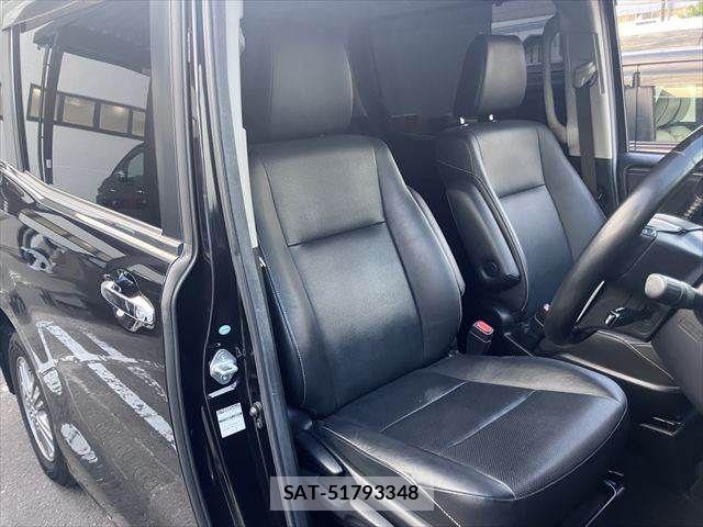 Toyota ESQUIRE 2014-12 7454158-6