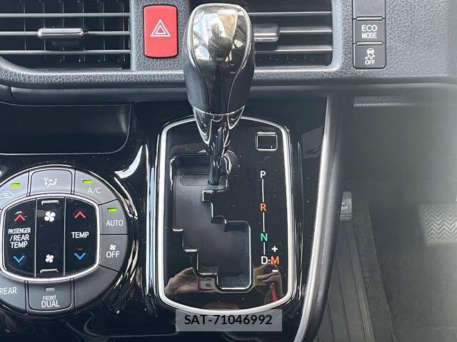 Toyota ESQUIRE 2021-07 7454144-19