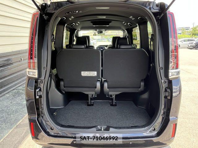 Toyota ESQUIRE 2021-07 7454144-20