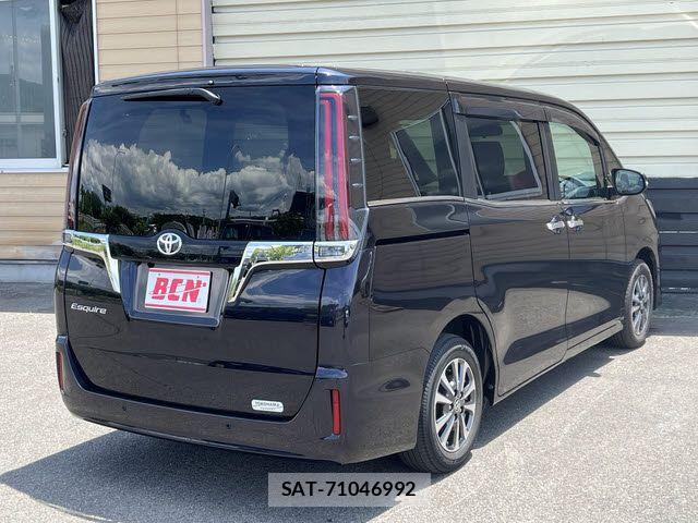 Toyota ESQUIRE 2021-07 7454144-2
