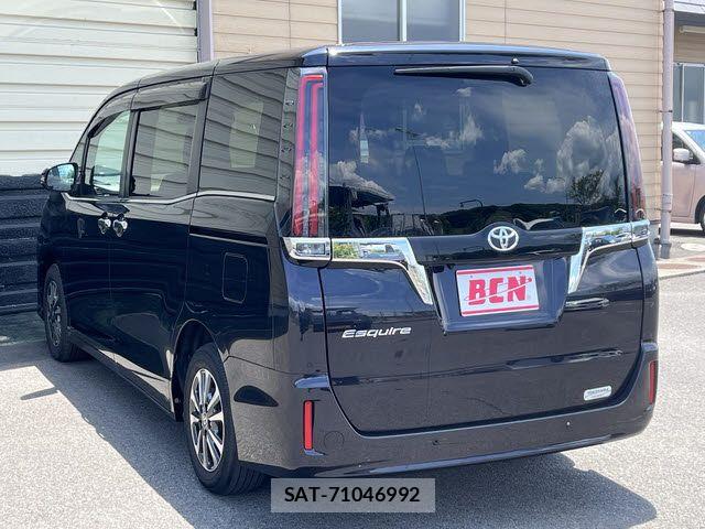 Toyota ESQUIRE 2021-07 7454144-8
