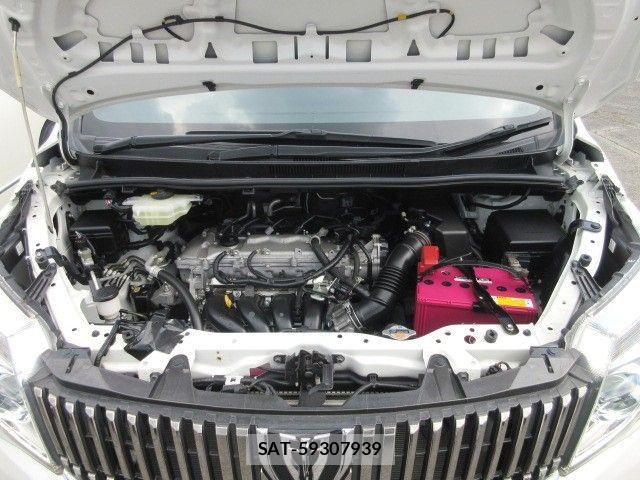 Toyota ESQUIRE 2015-10 7454152-26