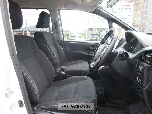 Toyota ESQUIRE 2015-10 7454152-6