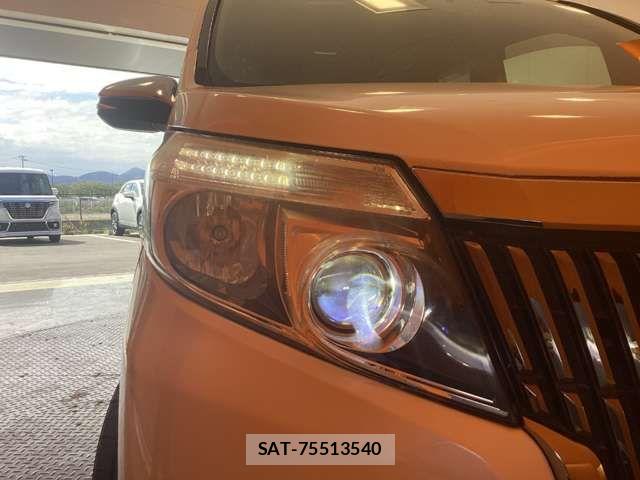 Toyota ESQUIRE 2016-07 7454149-13