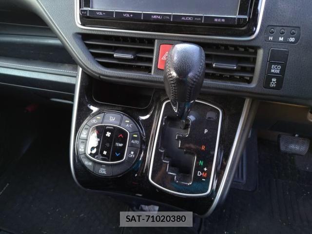 Toyota ESQUIRE 2016-05 7454143-18