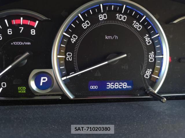 Toyota ESQUIRE 2016-05 7454143-28