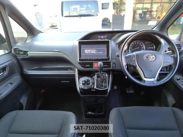 Toyota ESQUIRE 2016-05 7454143-2