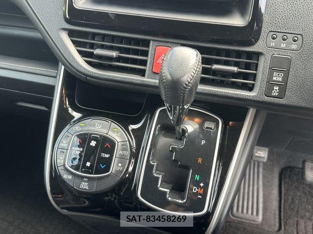 Toyota ESQUIRE 2015-06 7508611-12