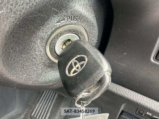 Toyota ESQUIRE 2015-06 7508611-14