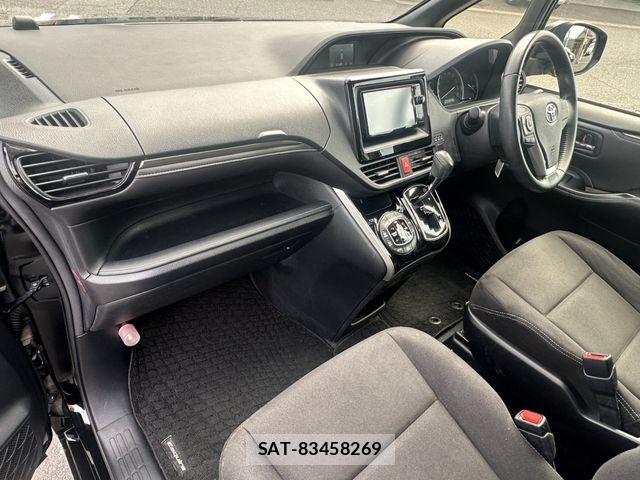 Toyota ESQUIRE 2015-06 7508611-2