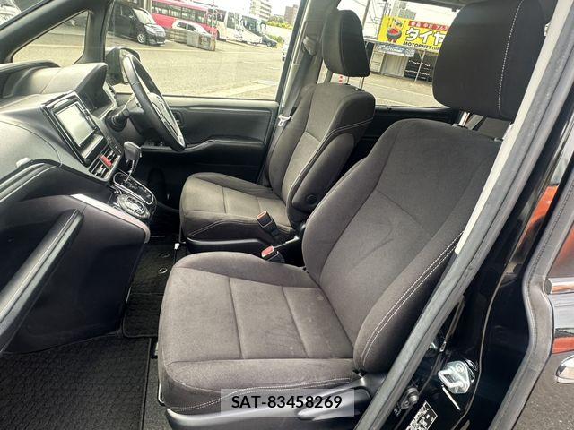 Toyota ESQUIRE 2015-06 7508611-3