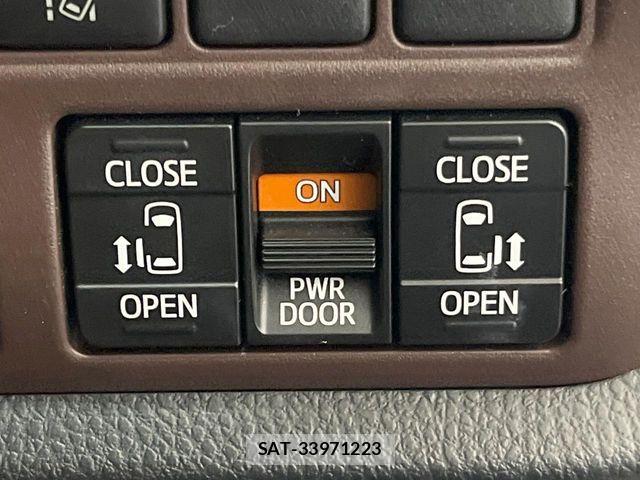 Toyota ESQUIRE 2019-06 7500467-5