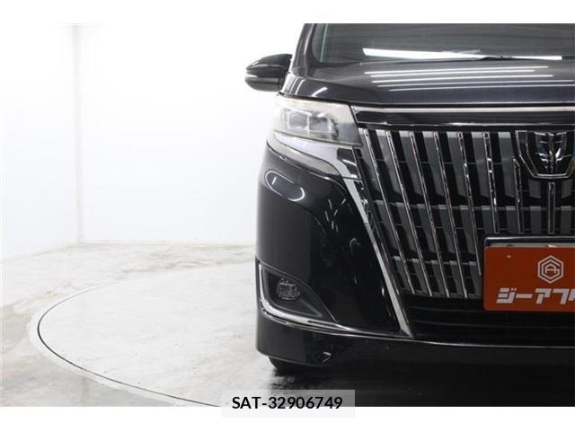 Toyota ESQUIRE 2017-08 7500469-10