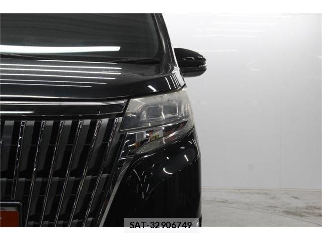 Toyota ESQUIRE 2017-08 7500469-14