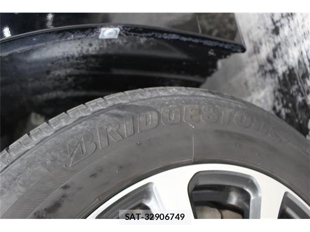 Toyota ESQUIRE 2017-08 7500469-20