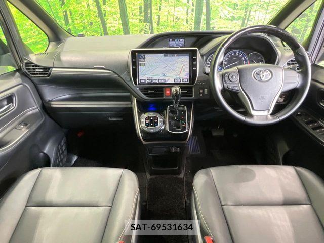 Toyota ESQUIRE 2017-02 7562079-1