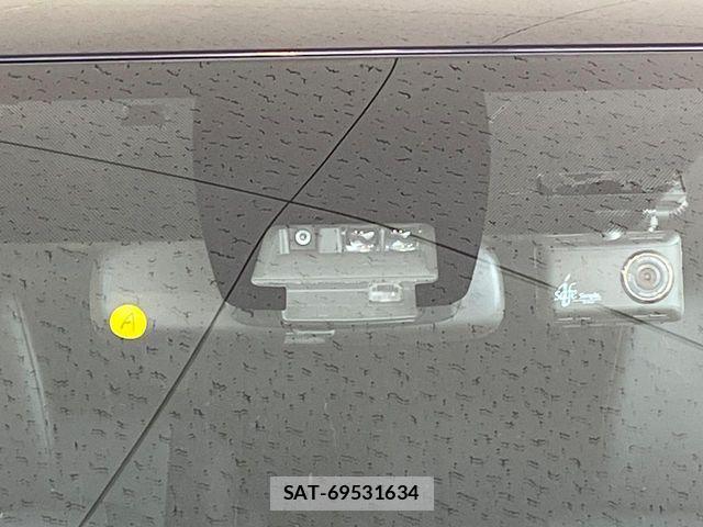 Toyota ESQUIRE 2017-02 7562079-4