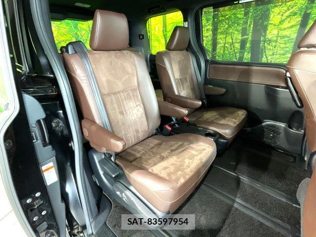 Toyota ESQUIRE 2019-03 7562078-8