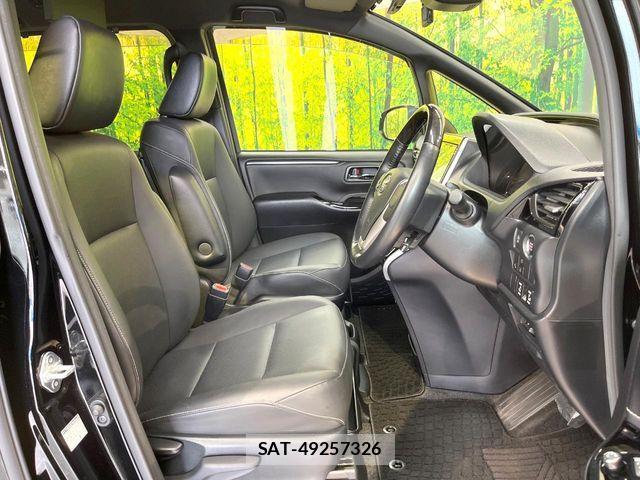 Toyota ESQUIRE 2019-06 7616410-7