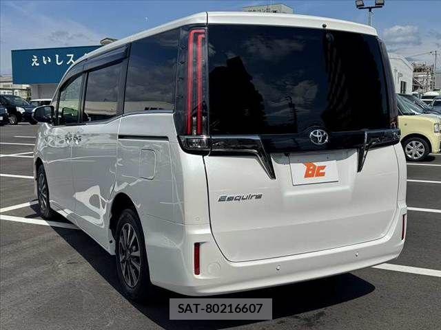 Toyota ESQUIRE 2021-11 7616411-12