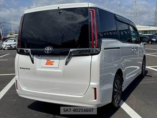 Toyota ESQUIRE 2021-11 7616411-14