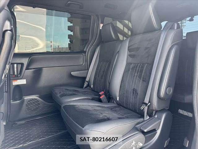 Toyota ESQUIRE 2021-11 7616411-18