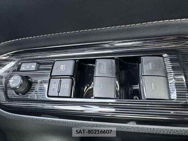 Toyota ESQUIRE 2021-11 7616411-26