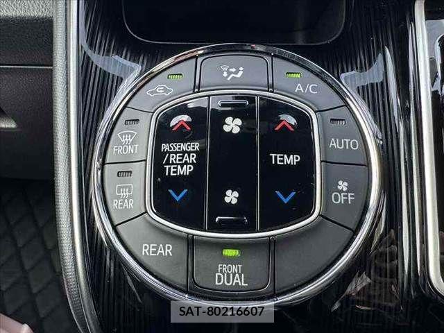 Toyota ESQUIRE 2021-11 7616411-27