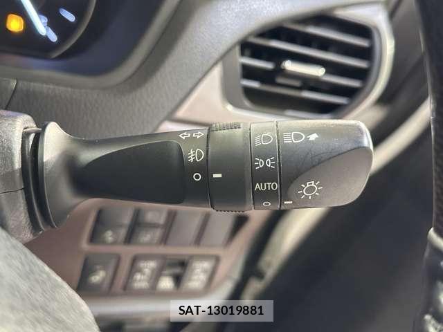 Toyota ESQUIRE 2018-06 7616412-11